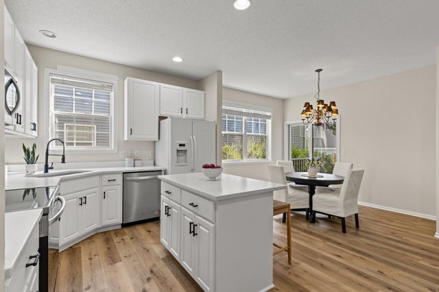 15734 Porchlight Lane, Eden Prairie, MN 55347