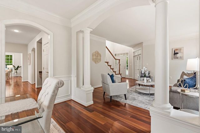 42511 MERIDIAN HILL DR, Brambleton, VA 20148