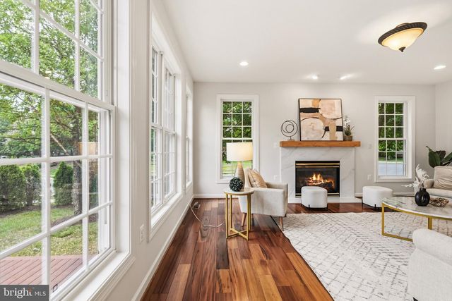 42511 MERIDIAN HILL DR, Brambleton, VA 20148