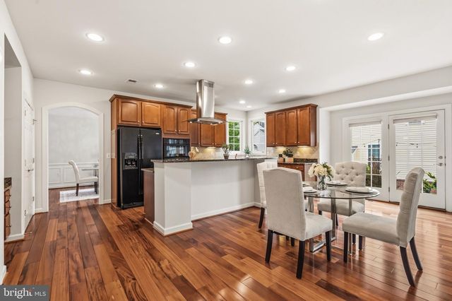 42511 MERIDIAN HILL DR, Brambleton, VA 20148