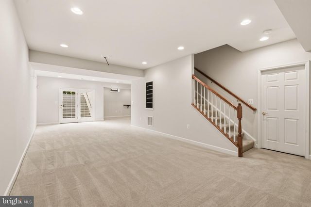 42511 MERIDIAN HILL DR, Brambleton, VA 20148