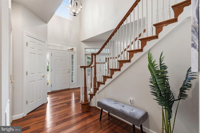42511 MERIDIAN HILL DR, Brambleton, VA 20148