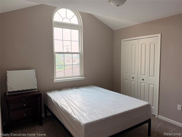 20835 S Miles Street, Clinton Township, MI 48036