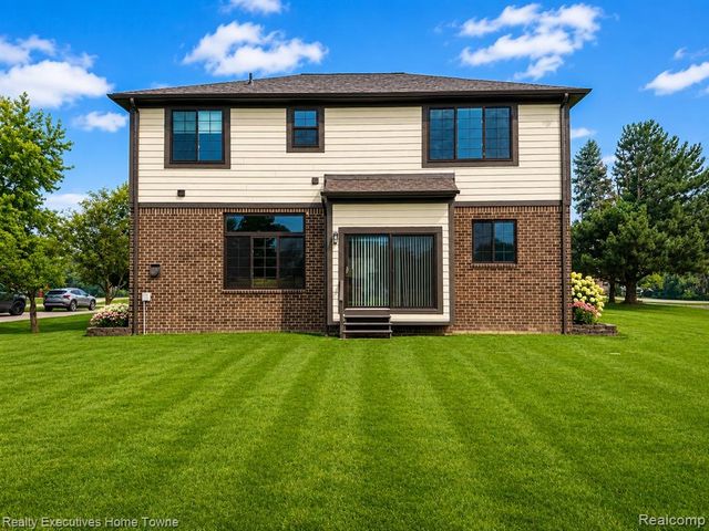 20835 S Miles Street, Clinton Township, MI 48036