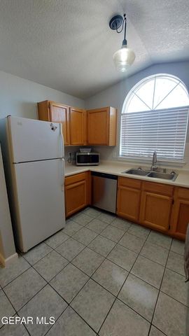 12124 FRED CARTER Drive, El Paso, TX 79936