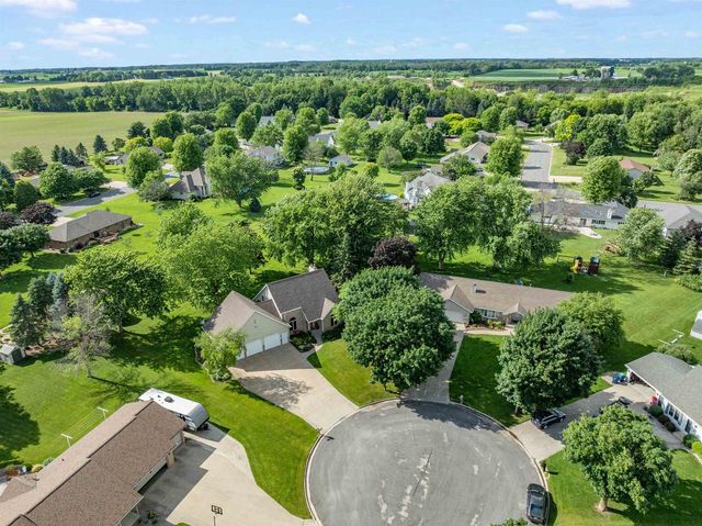 N4239 MAPLE COURT, Kaukauna, WI 54130