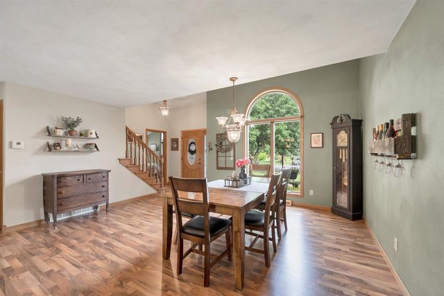 N4239 MAPLE COURT, Kaukauna, WI 54130