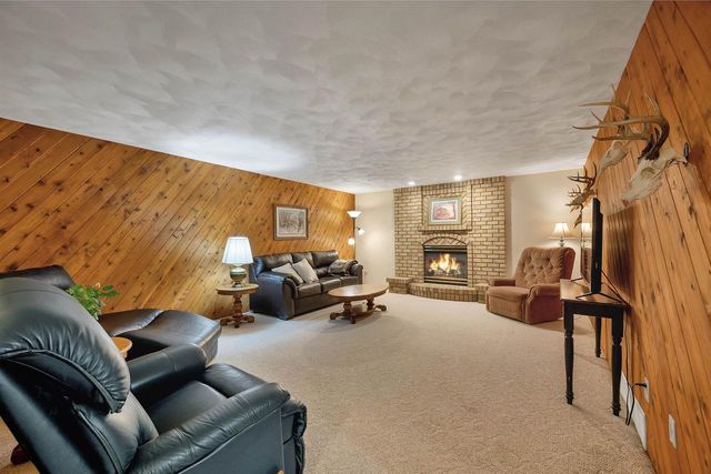 N4239 MAPLE COURT, Kaukauna, WI 54130