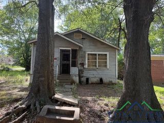 905 Elmore, Marshall, TX 75670