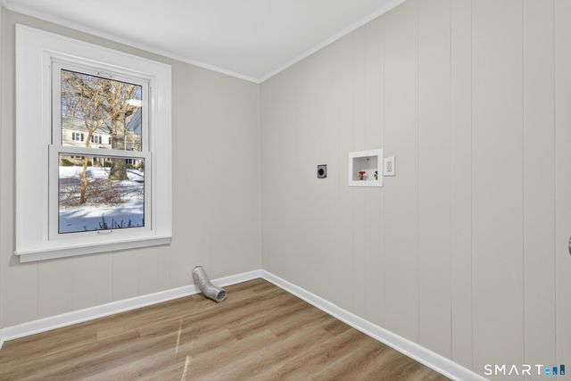 34 Lakeview Avenue, Cheshire, CT 06410