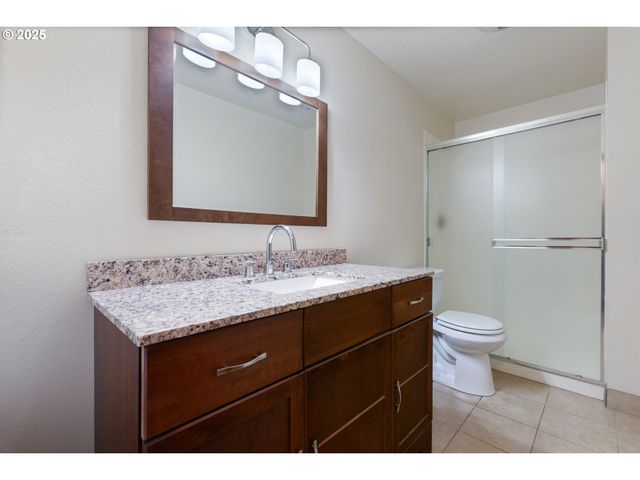 1660 Sw 4TH St, Gresham, OR 97080
