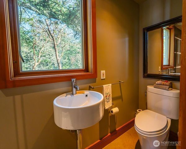 89 Flint Road, Lopez Island, WA 98261