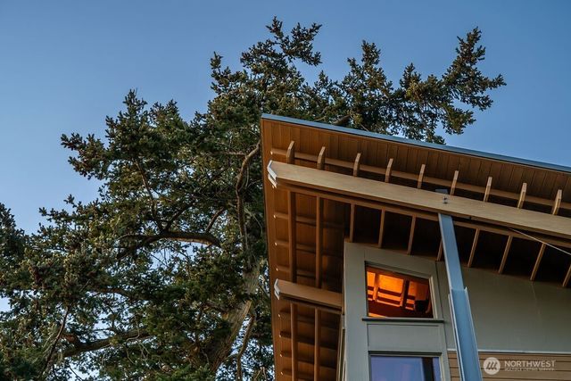89 Flint Road, Lopez Island, WA 98261