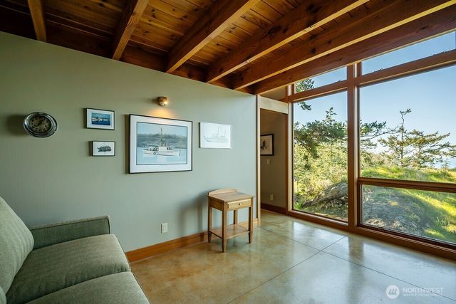 89 Flint Road, Lopez Island, WA 98261