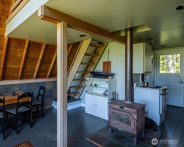 89 Flint Road, Lopez Island, WA 98261