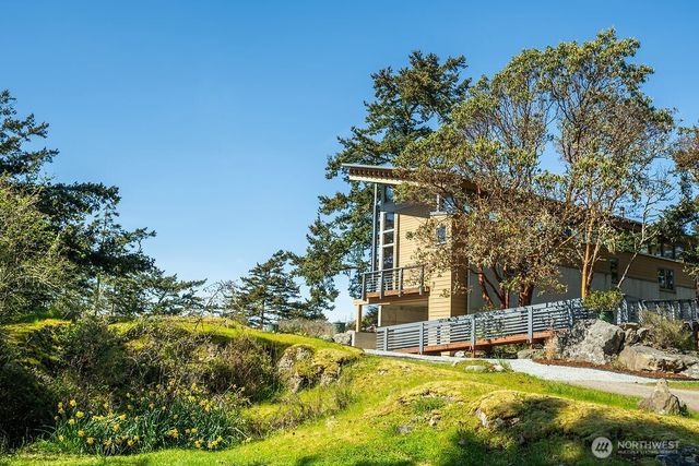 89 Flint Road, Lopez Island, WA 98261