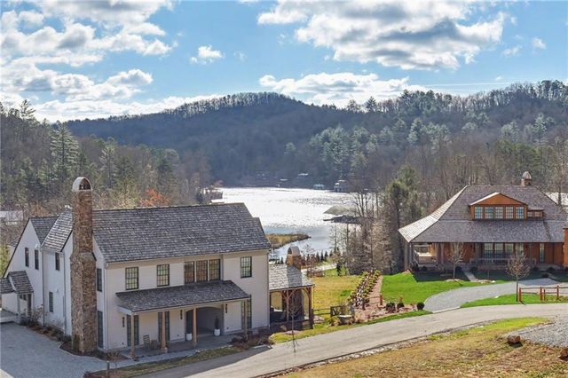 90 Cove View Lane, Clarkesville, GA 30523