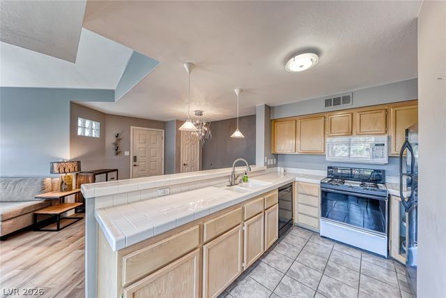 2251 Wigwam Parkway 1921, Henderson, NV 89074