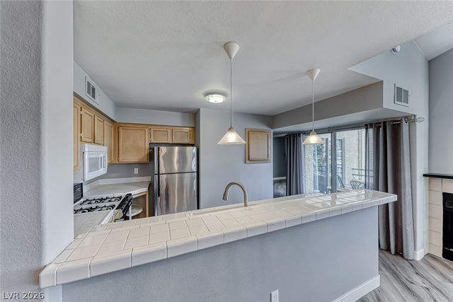 2251 Wigwam Parkway 1921, Henderson, NV 89074