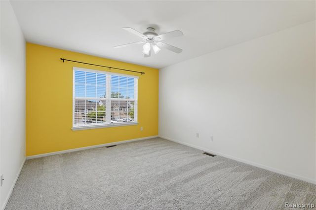 5953 High Point Court 29, Brighton, MI 48116