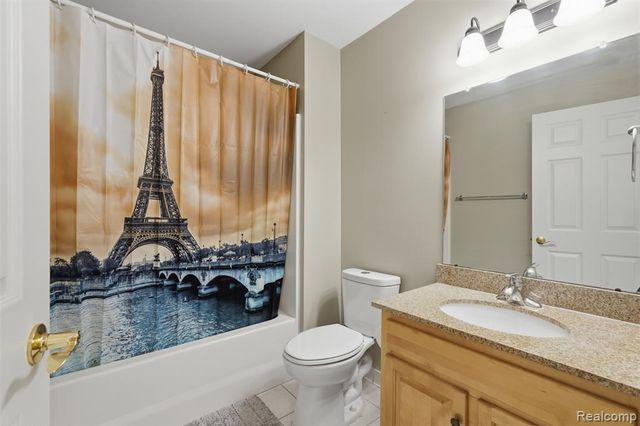 5953 High Point Court 29, Brighton, MI 48116