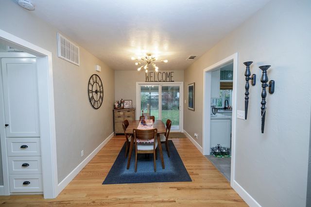 1207 Grantland Ct, Modesto, CA 95350