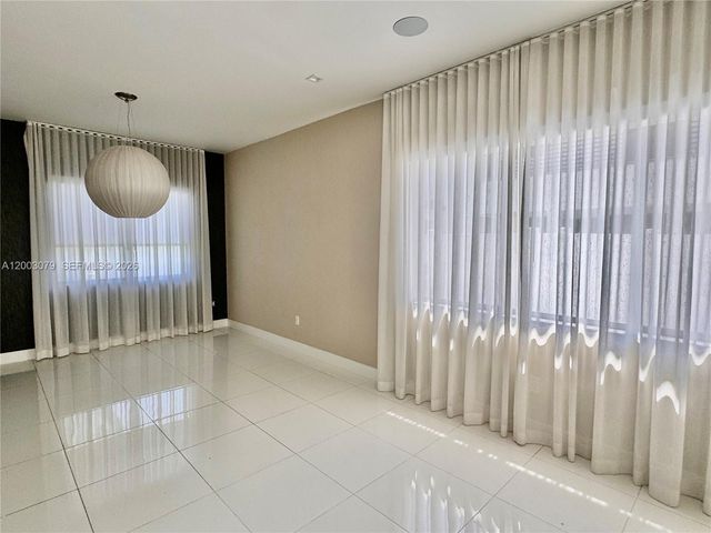 8108 NW 48th Ter 8108, Doral, FL 33166