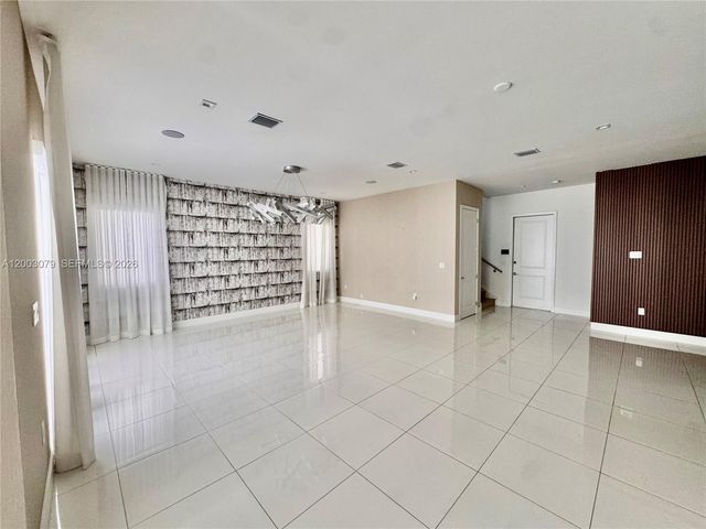 8108 NW 48th Ter 8108, Doral, FL 33166