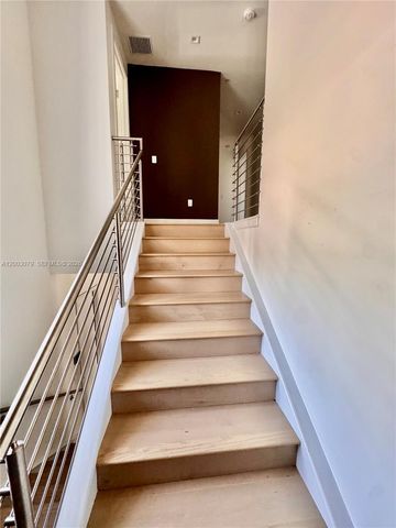 8108 NW 48th Ter 8108, Doral, FL 33166