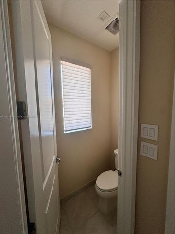 8108 NW 48th Ter 8108, Doral, FL 33166