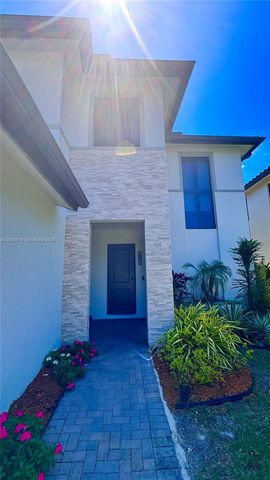 8108 NW 48th Ter 8108, Doral, FL 33166