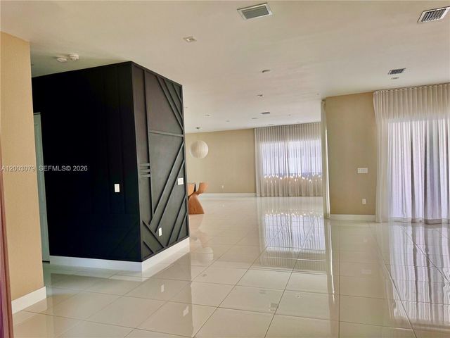 8108 NW 48th Ter 8108, Doral, FL 33166
