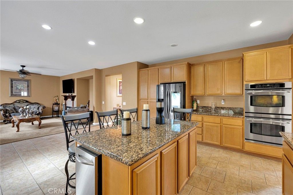 Image 15 of property listing at 13792 Mesa Linda, Victorville, CA 92392