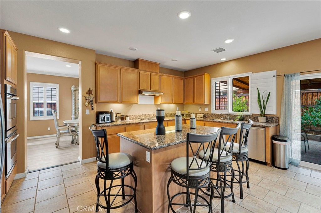 Image 18 of property listing at 13792 Mesa Linda, Victorville, CA 92392