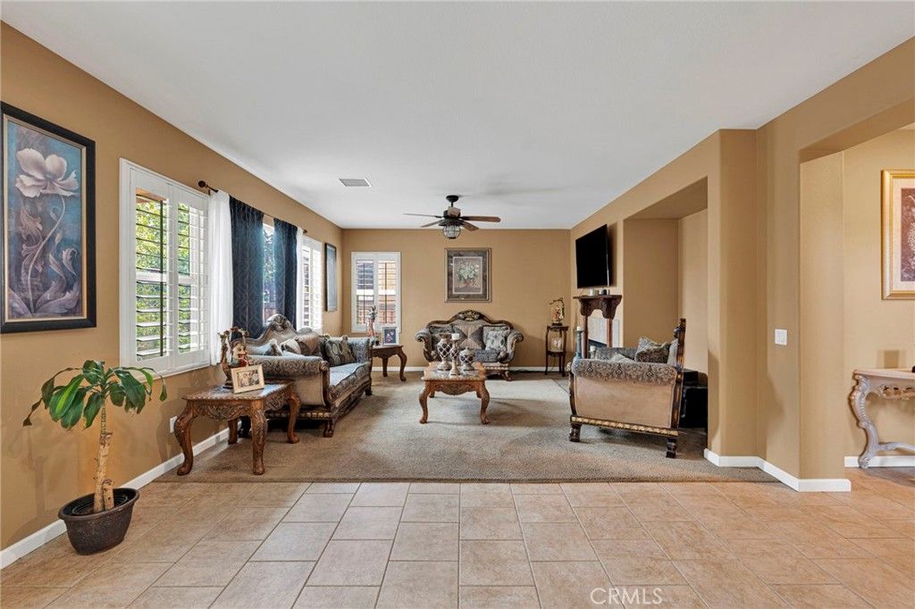 Image 19 of property listing at 13792 Mesa Linda, Victorville, CA 92392