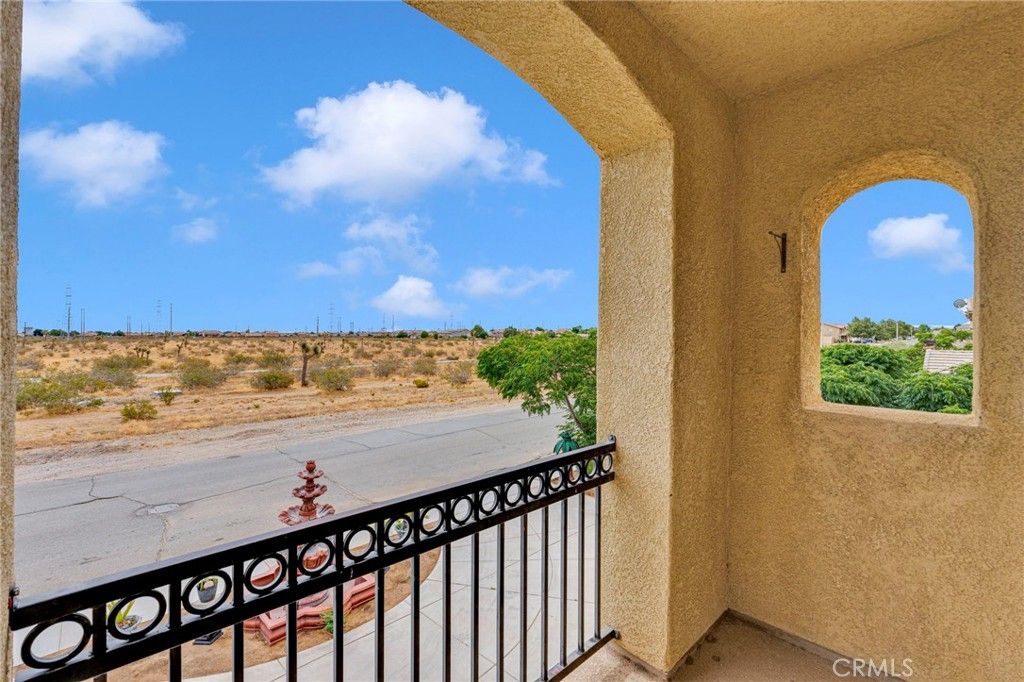 Image 33 of property listing at 13792 Mesa Linda, Victorville, CA 92392