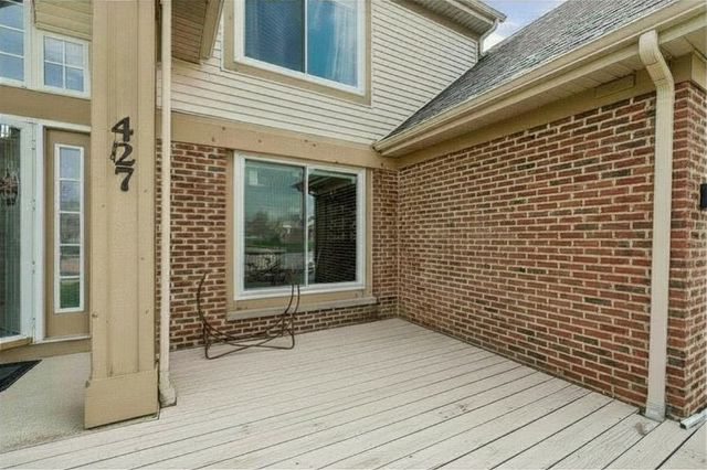 427 Essex Court, Sugar Grove, IL 60554
