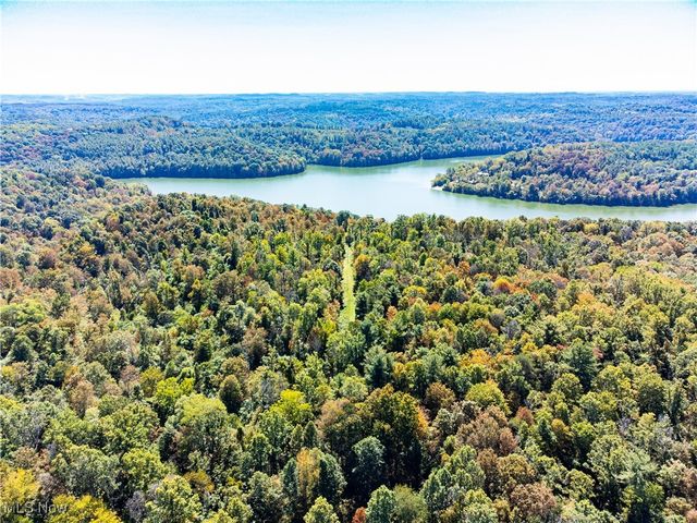 34561 Sunshine Road, Piedmont, OH 43983