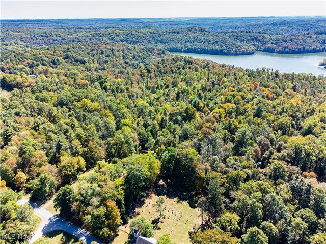 34561 Sunshine Road, Piedmont, OH 43983