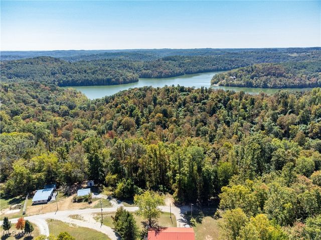 34561 Sunshine Road, Piedmont, OH 43983