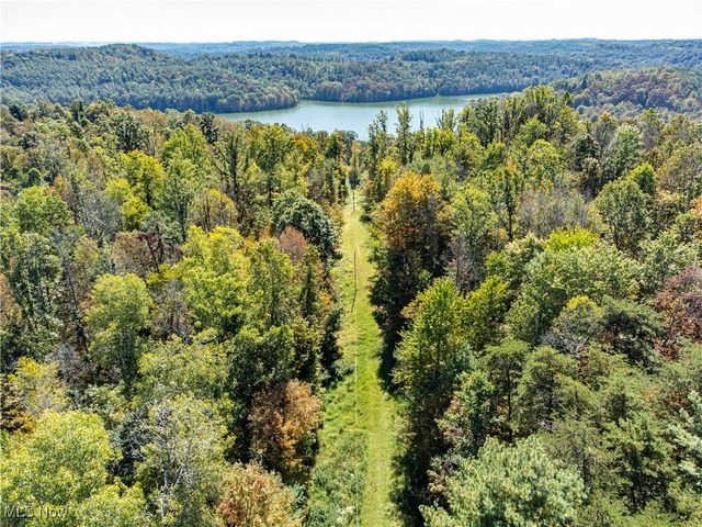 34561 Sunshine Road, Piedmont, OH 43983