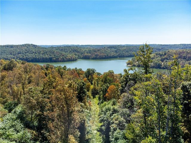 34561 Sunshine Road, Piedmont, OH 43983