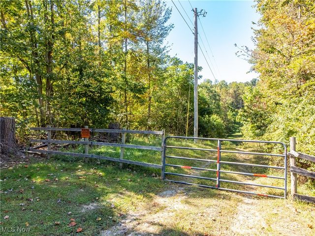 34561 Sunshine Road, Piedmont, OH 43983