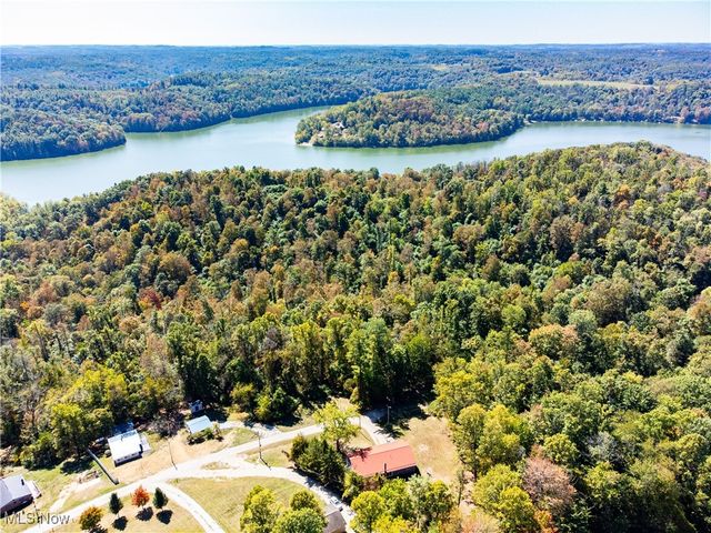 34561 Sunshine Road, Piedmont, OH 43983