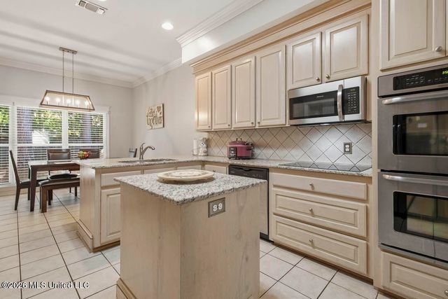 20 Cottage Park, Hattiesburg, MS 39402