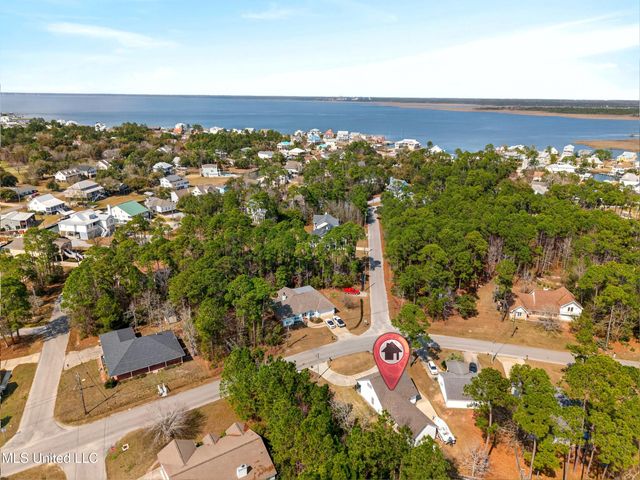 496 Royal Oak Boulevard, Pass Christian, MS 39571