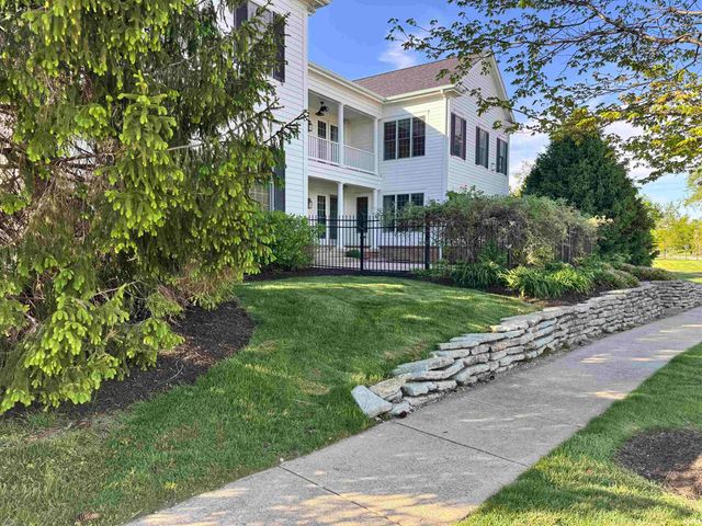 6684 Chapel Crossing, Zionsville, IN 46077