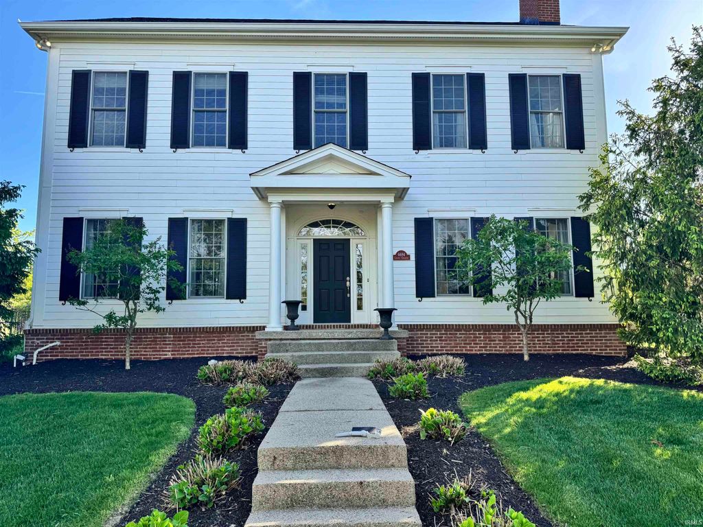 6684 Chapel Crossing, Zionsville, IN 46077