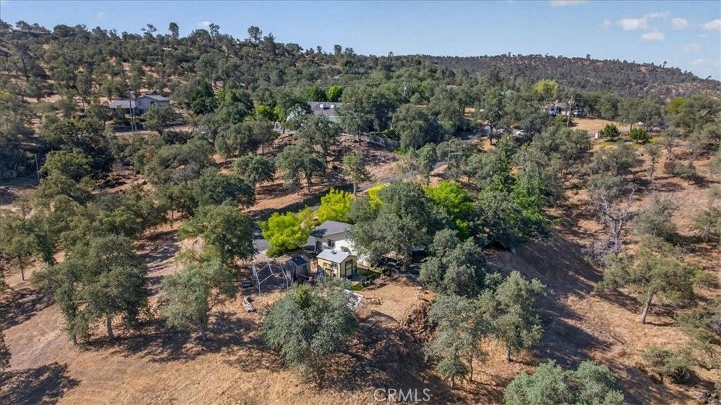 Image 20 of property listing at 41393 Roaring River Way, Coarsegold, CA 93614