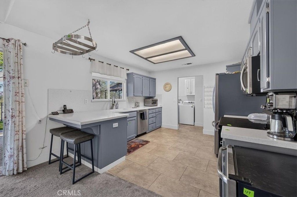 Image 35 of property listing at 41393 Roaring River Way, Coarsegold, CA 93614